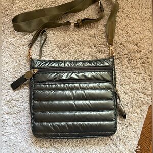 Sondra Roberts - Quilted Multi Compartmnt Crossbody Bag ( green)